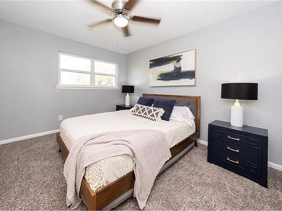 2nd image of 2610 Ektom Dr APT C
