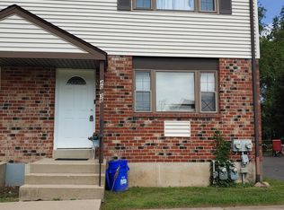 38 Thomas Rd APT A, Aston, PA 19014