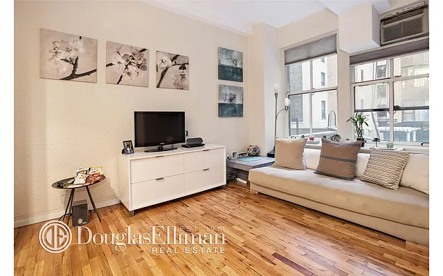 Sold by Douglas Elliman | media 3