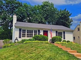 38 Midpark Ln, Saint Louis, MO 63124