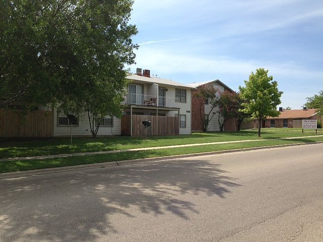 1st image of 2206 Andover Dr APT 21