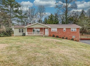 213 Poplar Ridge Rd, Piney Flats, TN 37686