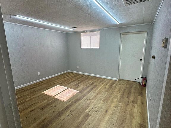 5th image of 516 Cedar Bayou Rd