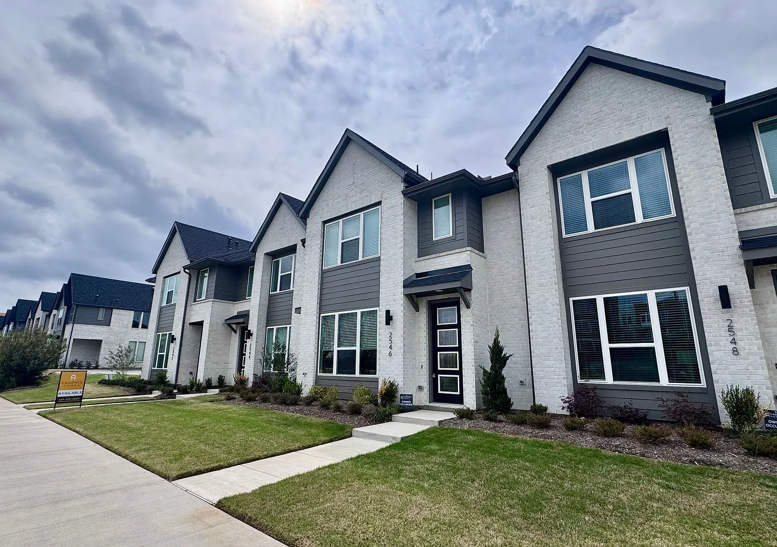 This brand-new townhome in Allen — Photo 1