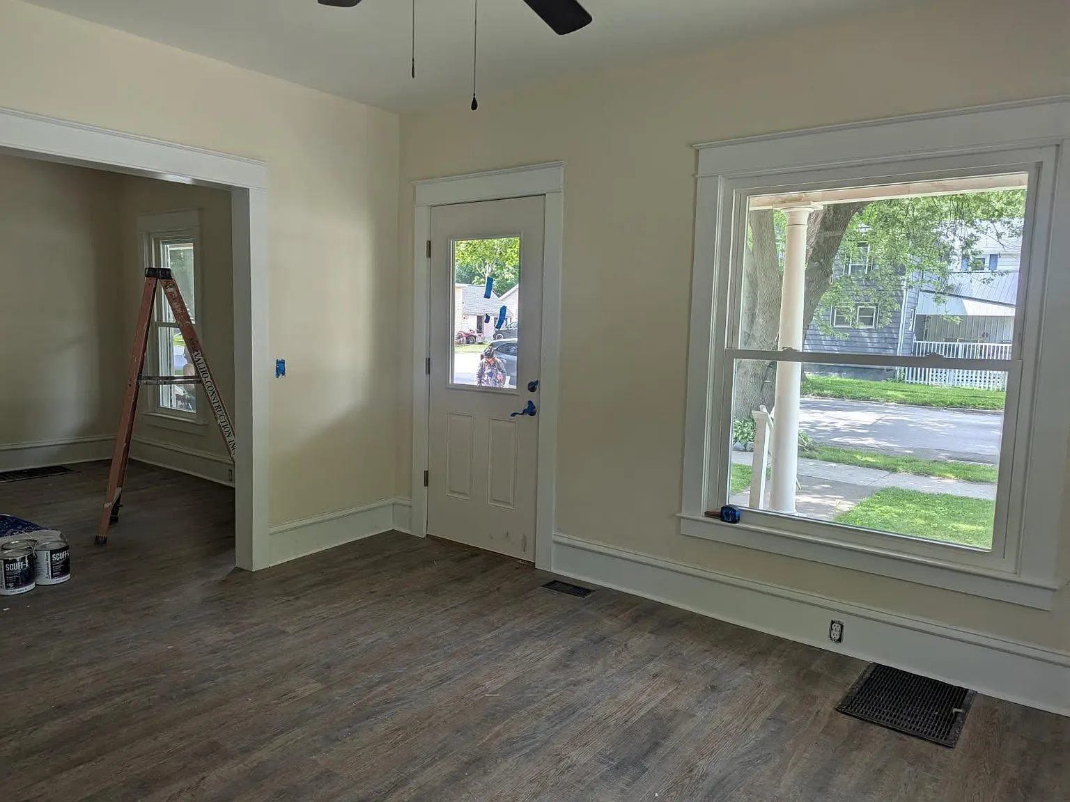 3 bed, 2793 sqft, $2,400 — Photo 3