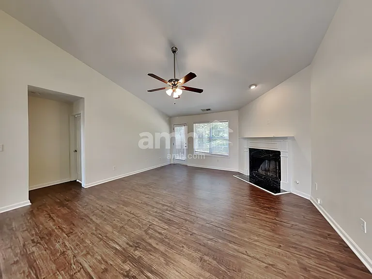3805 Hawk Tail Dr — Photo 9