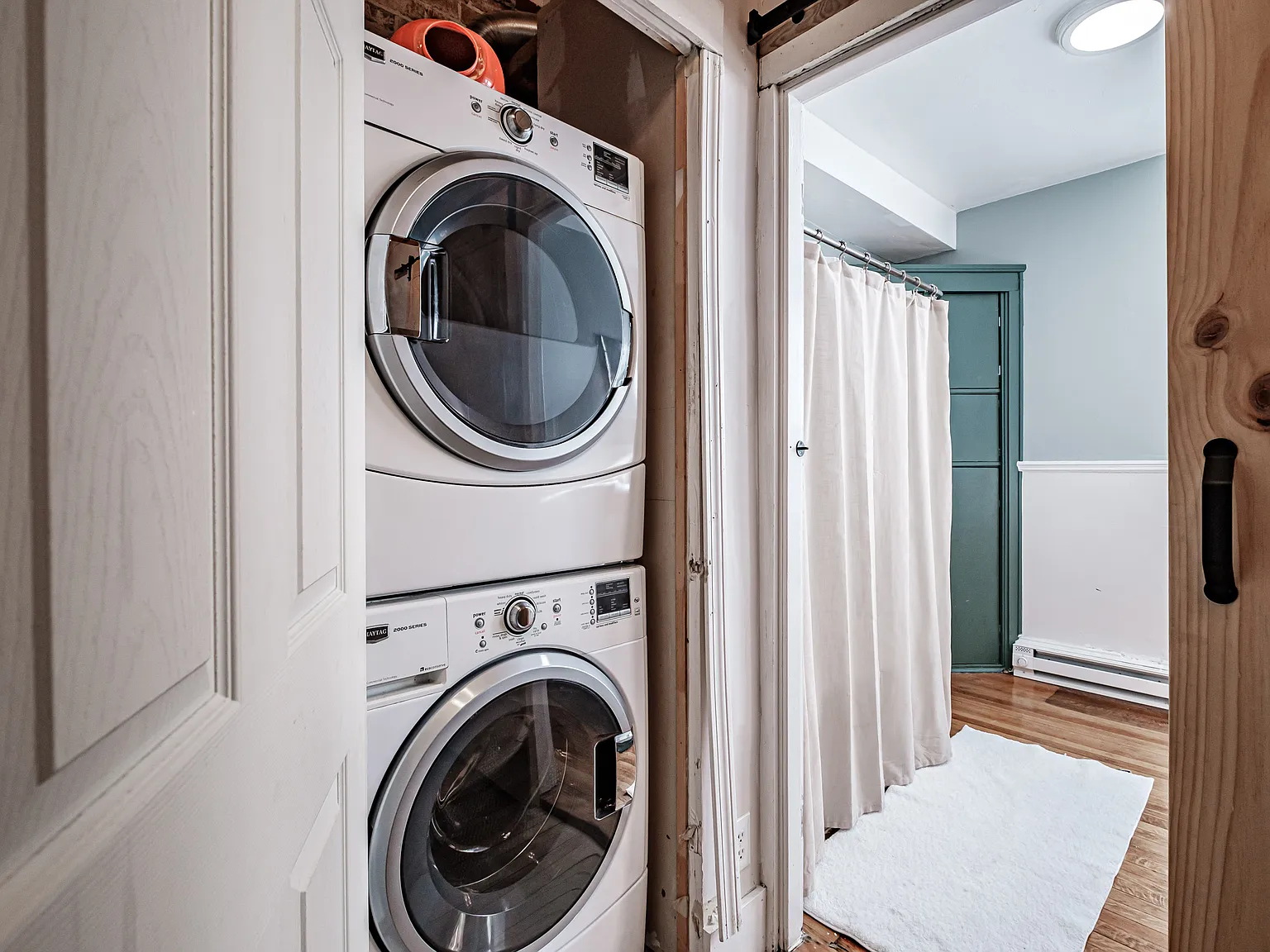 2 bed, 1.5 bath, $2,950 — Photo 4