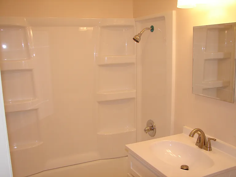 301 E Alice St — Photo 9