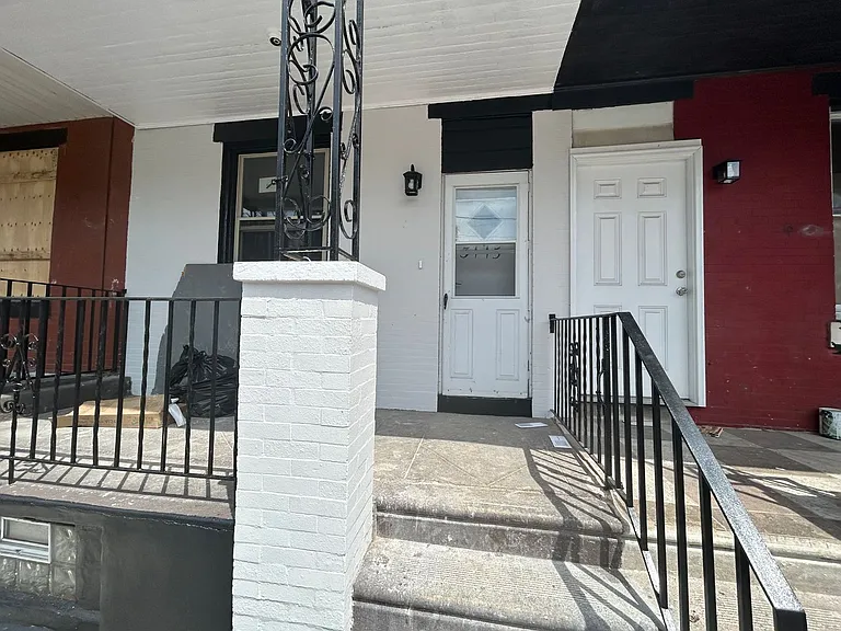 3115 F St — Photo 3