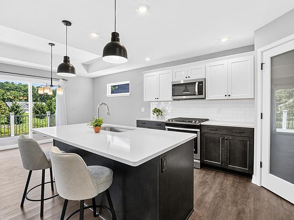 4th image of 3848 Wetherington Pointe