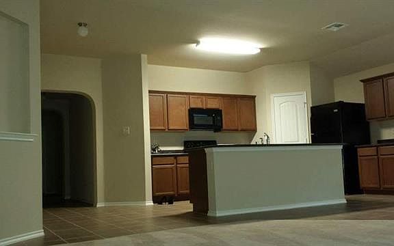 2nd image of 3009 Graystone Ct