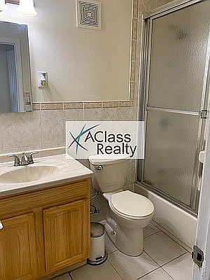 5th image of 25-98 Steinway St #3F