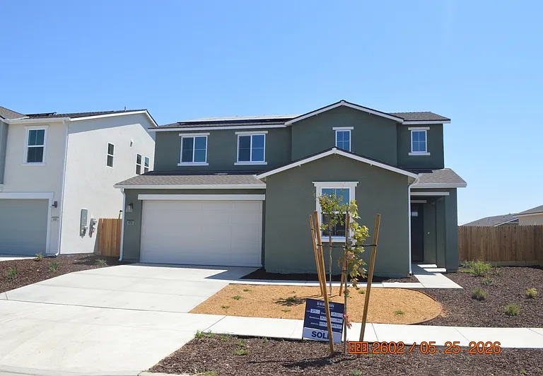 4735 Isabella Ct — Photo 1