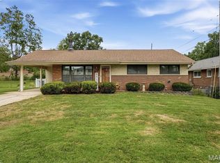 3011 Peal Dr, Saint Louis, MO 63125