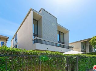 1910 Pacific Ave, Venice, CA 90291