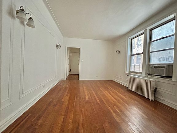 4th image of 6 E 97th St APT 4C