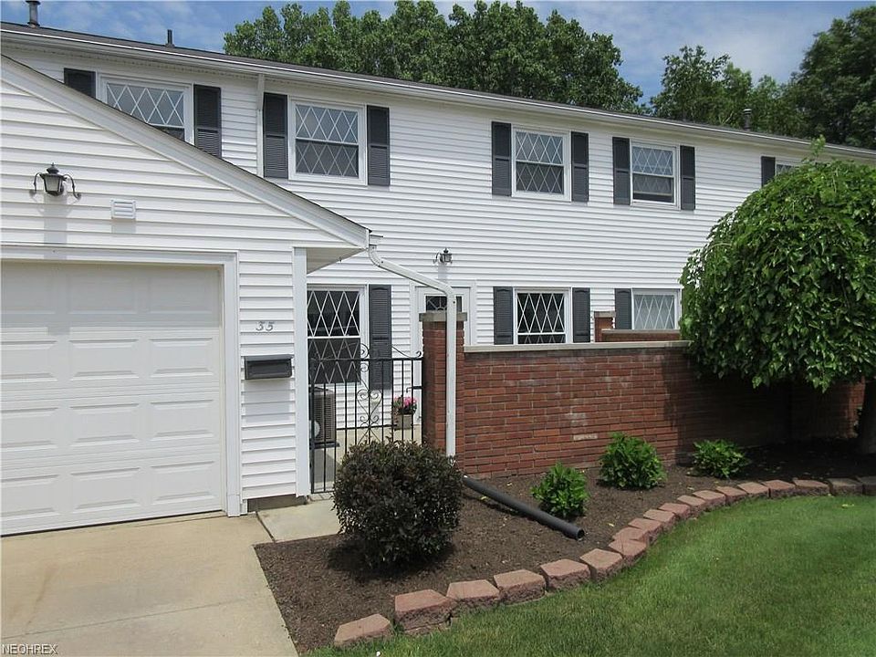 1st image of 35 Mansfield Ct