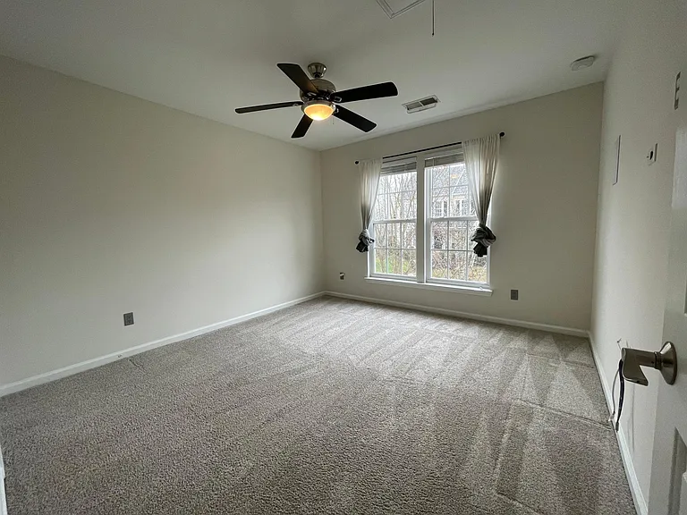 11915 Royal Castle Ct — Photo 6