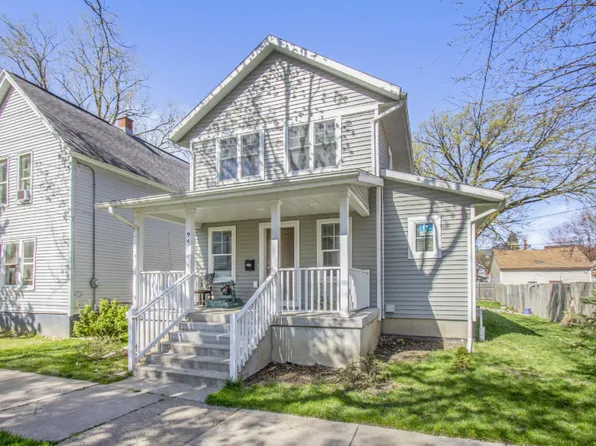 947 Davis Ave NW, Grand Rapids, MI 49504