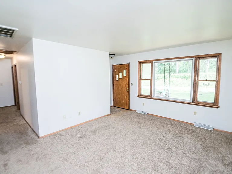 5247 Concord Ave — Photo 3