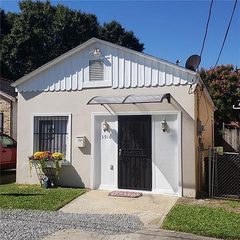 1st image of 3916 Iroquois St