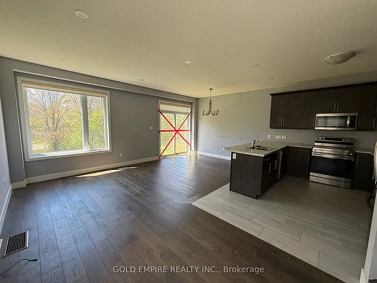 2004 Evans Blvd #UPPER — Photo 7