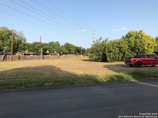 2nd image of 7014 Myrtle Valley St