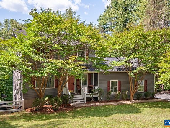 3rd image of 459 Lakeland Ln