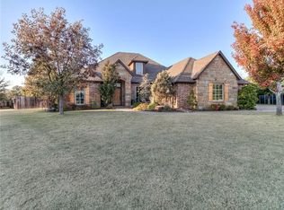 4725 Spring Manor Ct, Edmond, OK 73025