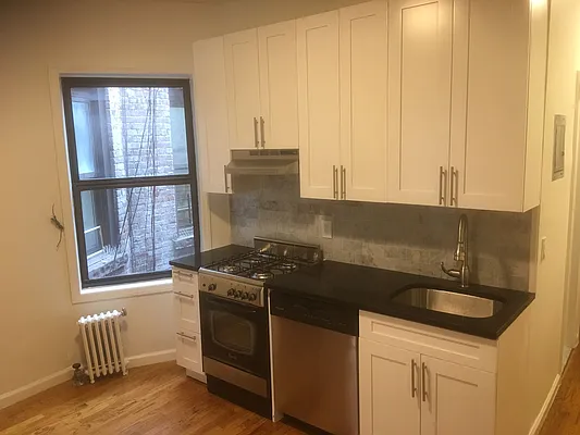 Rented by Skyline Realty LLC II | media 8