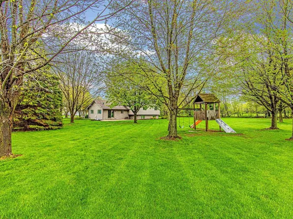5507 North HENKE ROAD, Milton, WI 53563