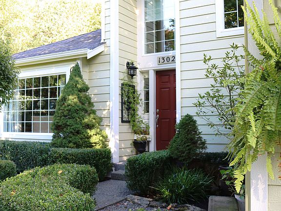5th image of 13021 182nd Ave SE