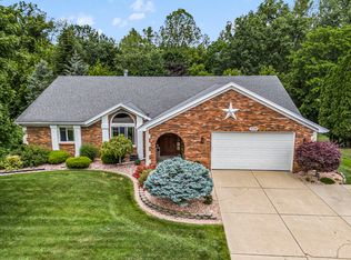 3729 Iris Dr SW, Grandville, MI 49418
