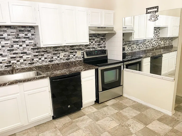 4700 Gravois Ave #1FN — Photo 17
