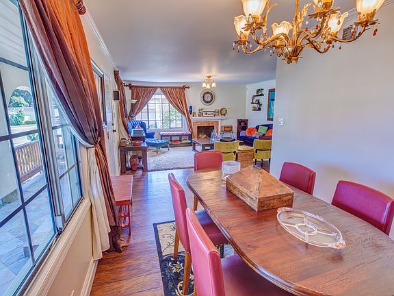 2nd image of 11 Jacinto Ln