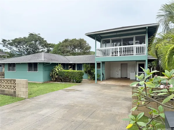 821 Kainui Dr, Kailua, HI 96734