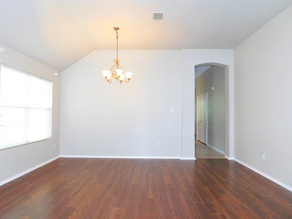 4th image of 1664 Big Bend Dr