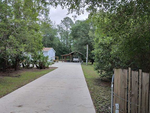 3rd image of 10200 Dillon Ave
