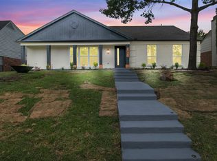 1612 Huntington Dr, Mesquite, TX 75149