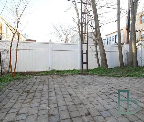 Rented by Brooklyn High Rise LLC | media 21