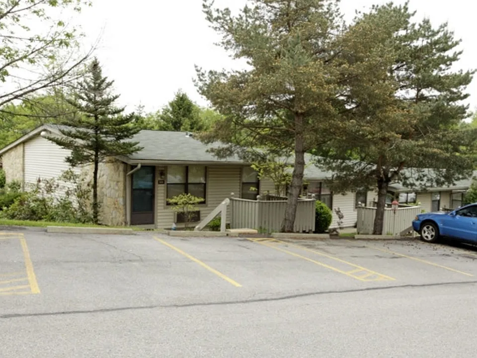 JMD Apartments - Acadia Court