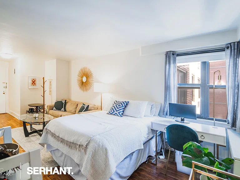 301 E 63rd St #16L — Photo 6