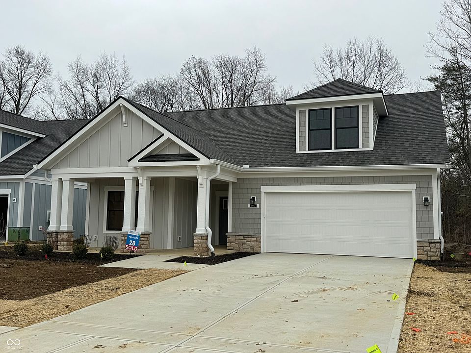2nd image of 6887 Arcadia Ln