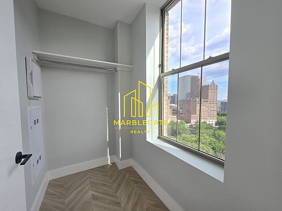 5th image of 605-606 Broad St #4044