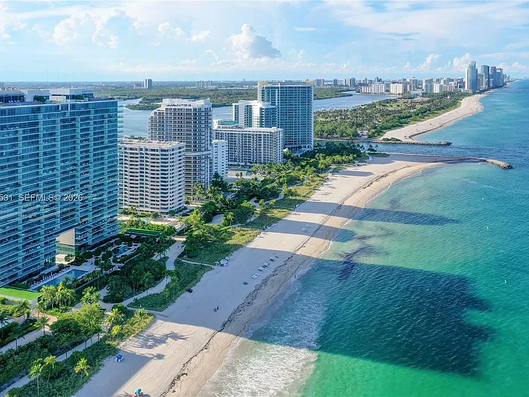 10201 E Collins Ave #1002 — Photo 42