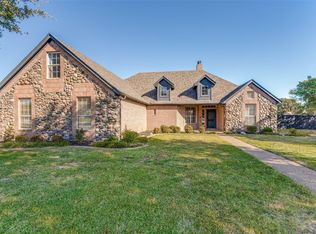 200 Applewood Ln, Haslet, TX 76052