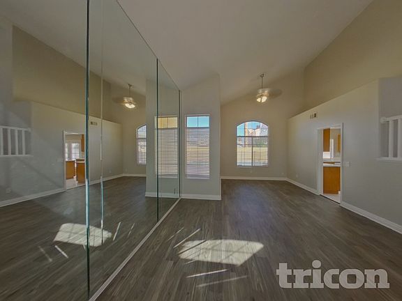 2nd image of 1584 Bright View Dr