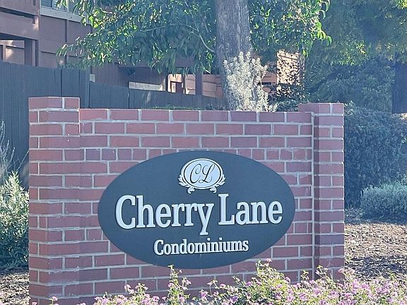 2nd image of 479 Cherry Ln APT C