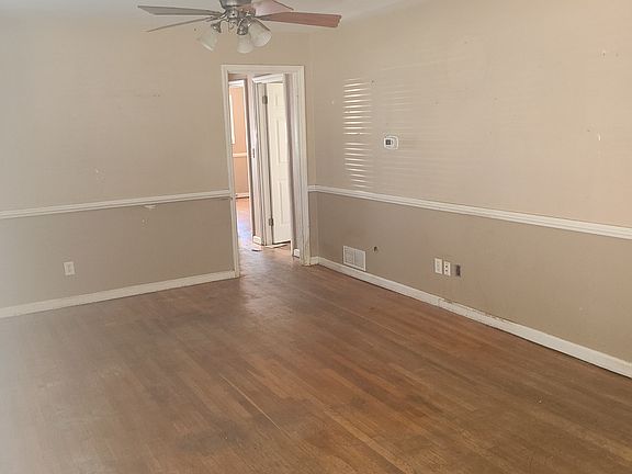 5th image of 8459 Meadowbrook Dr