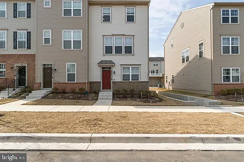 16211 Coolidge Ave Photo 1